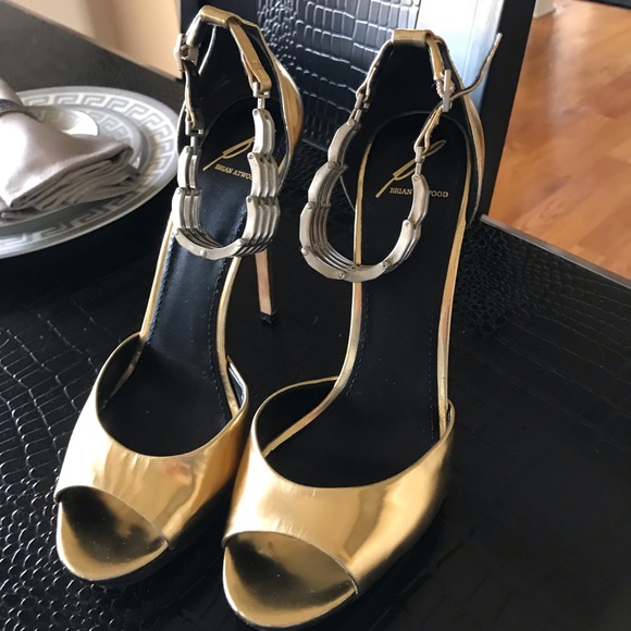 BRIAN ATWOOD - Picture 2 of 8